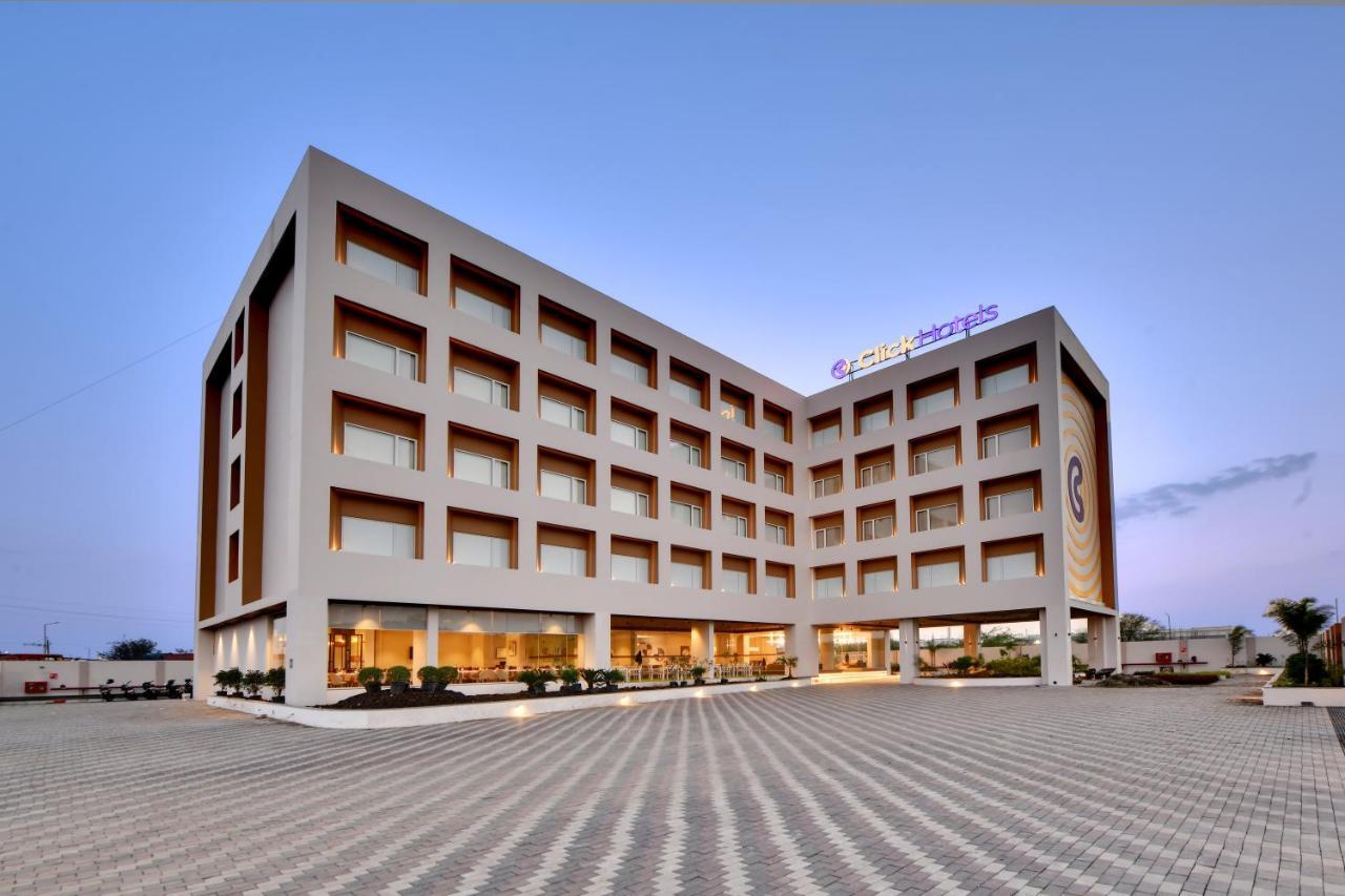 Click Hotel Pithampur Mhow Экстерьер фото