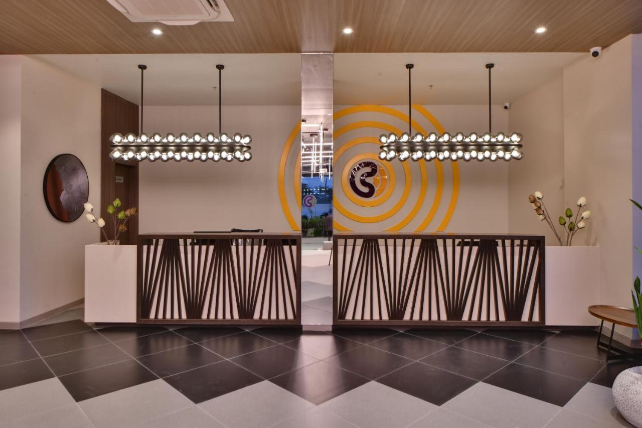 Click Hotel Pithampur Mhow Экстерьер фото